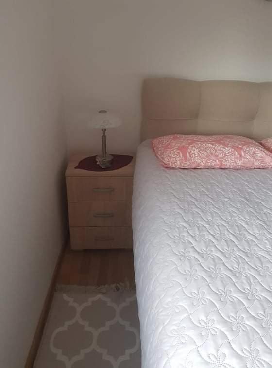 Vila Irina - Apartman Milos 카파오닉 외부 사진